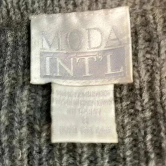 MODA INT’L size small (oversized) 100% Lambs Wool - Picture 9 of 11